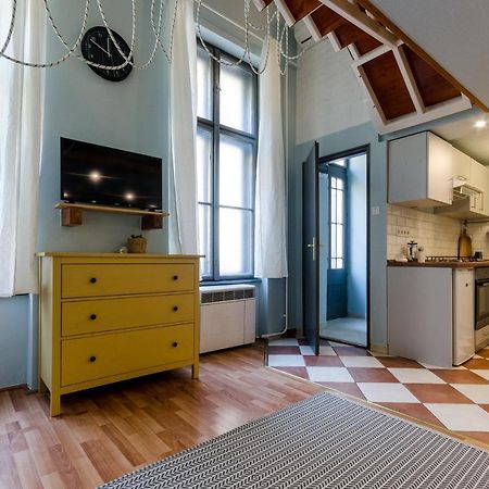 Paulay'S Studio Apartment In The City Center. Budapest Exterior photo