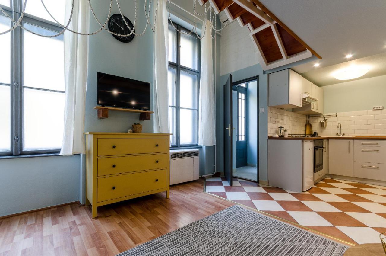 Paulay'S Studio Apartment In The City Center. Budapest Exterior photo