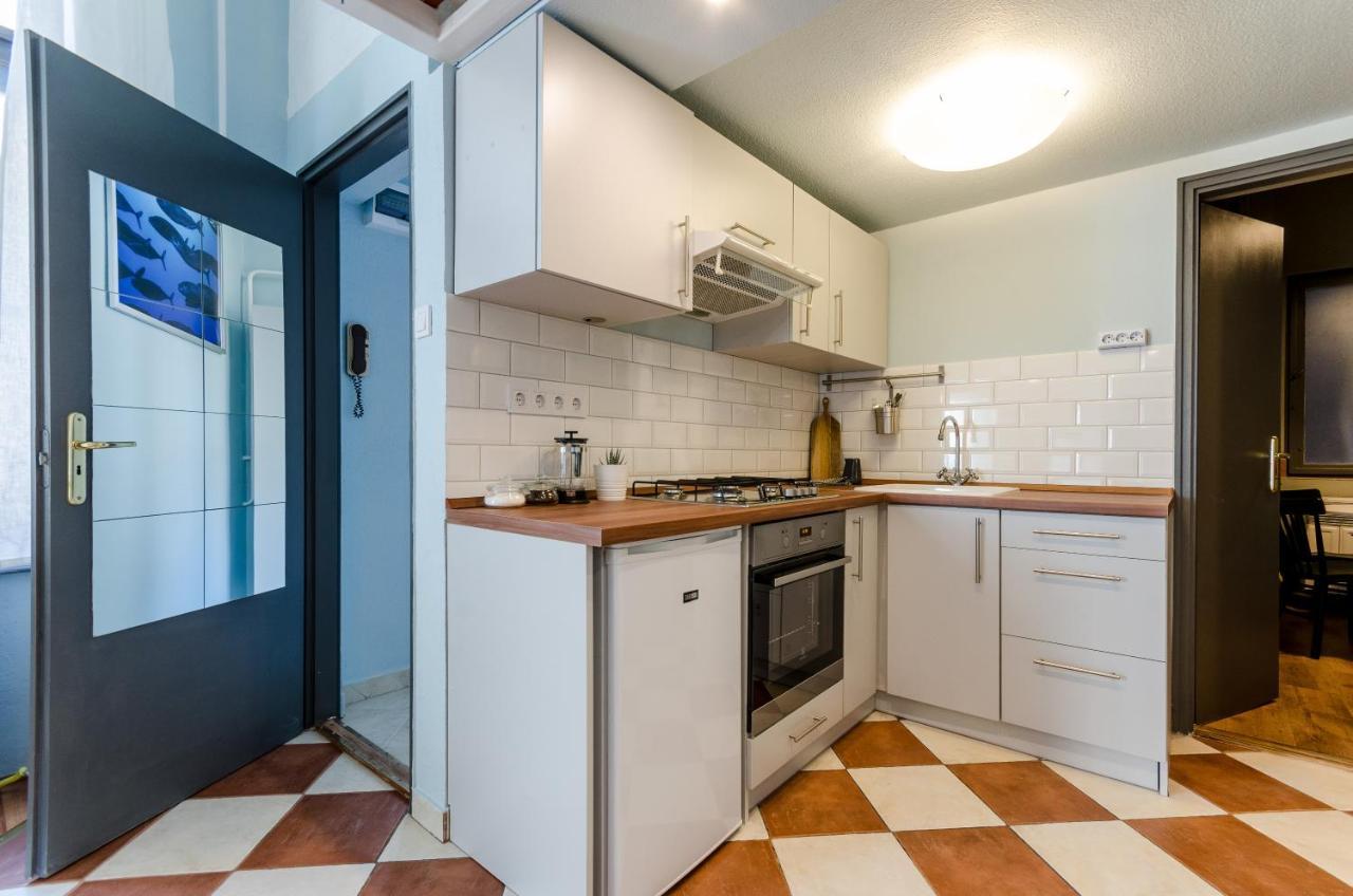 Paulay'S Studio Apartment In The City Center. Budapest Exterior photo