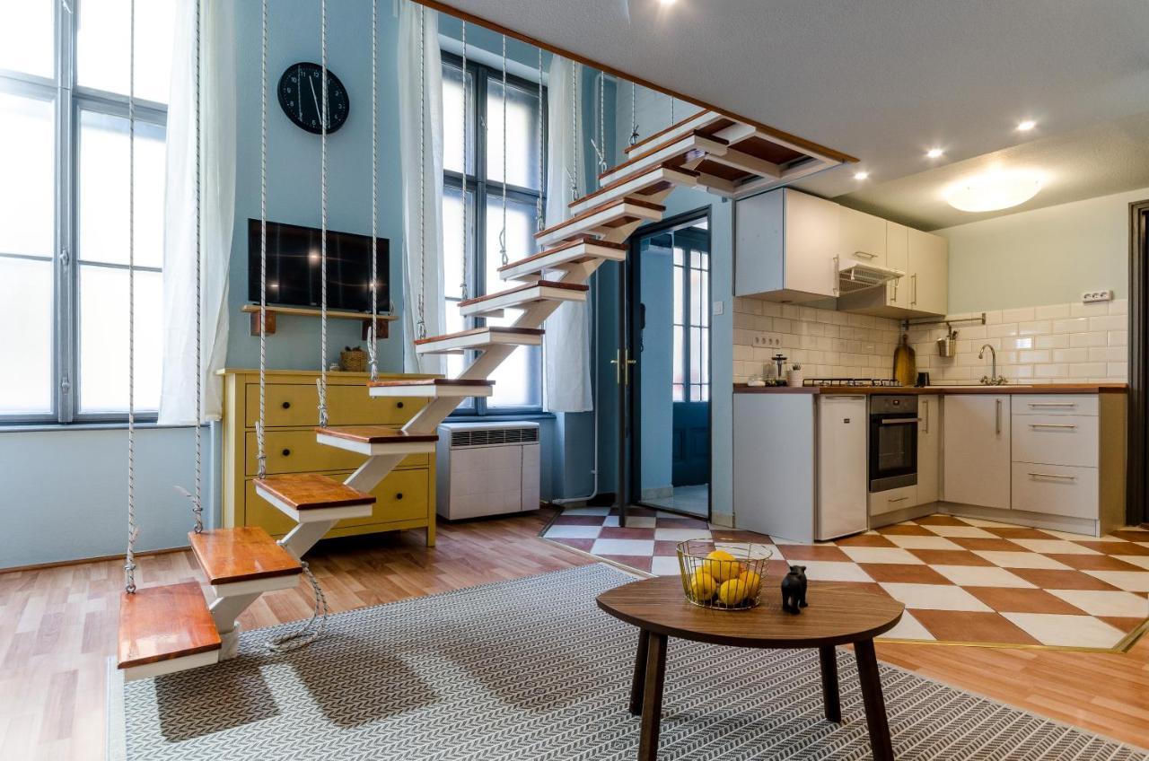 Paulay'S Studio Apartment In The City Center. Budapest Exterior photo